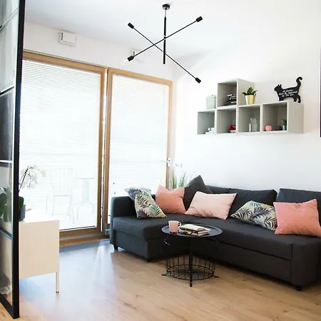 Modern Super Studio, 39 M2, Kolejowa 47 Apartment