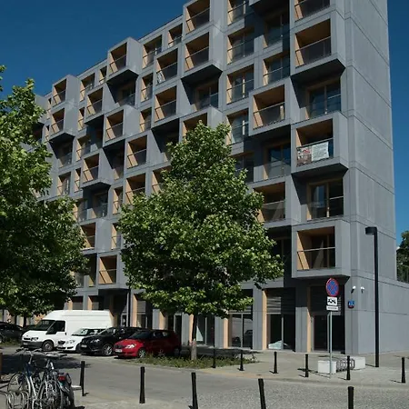 Modern Super Studio, 39 M2, Kolejowa 47 Warsaw