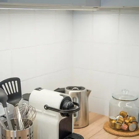 Apartment Modern Super Studio, 39 M2, Kolejowa 47 Warsaw